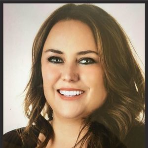 Meet your Posher, Carrie